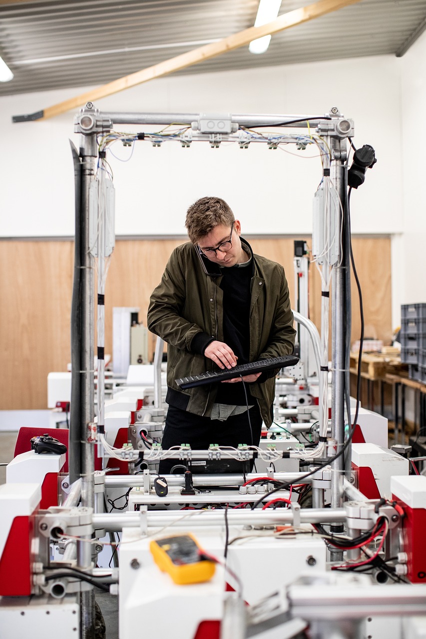 engineer-4915804_1280